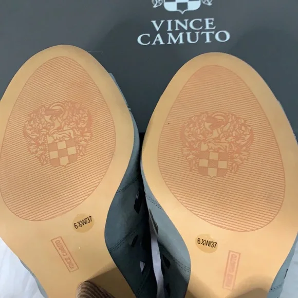 Vince Camuto Deverly Sandal Size 6.5 Wide - Picture 4 of 12